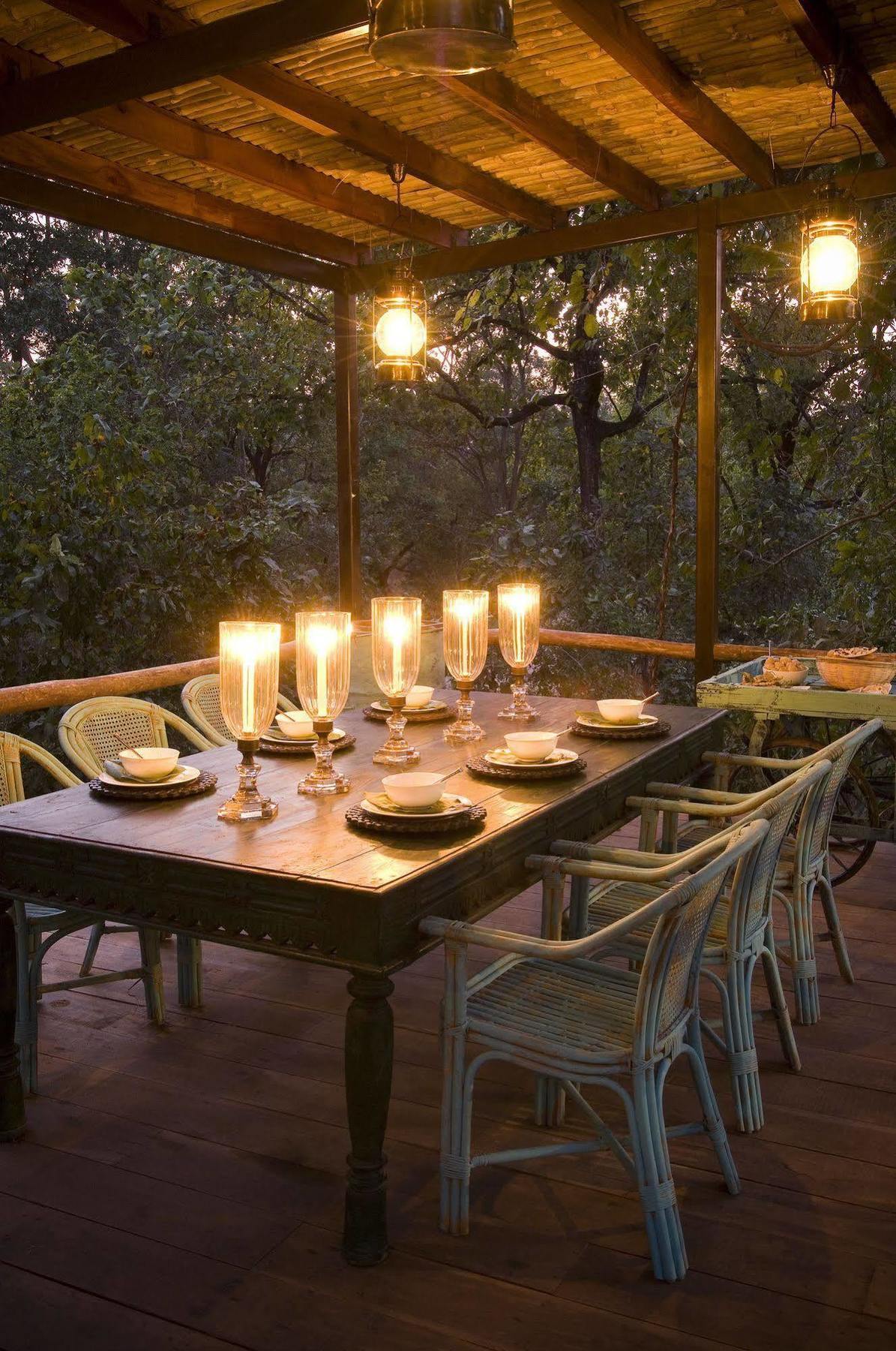 Baghvan Pench National Park - A Taj Safari Lodge Behrai Restaurant photo